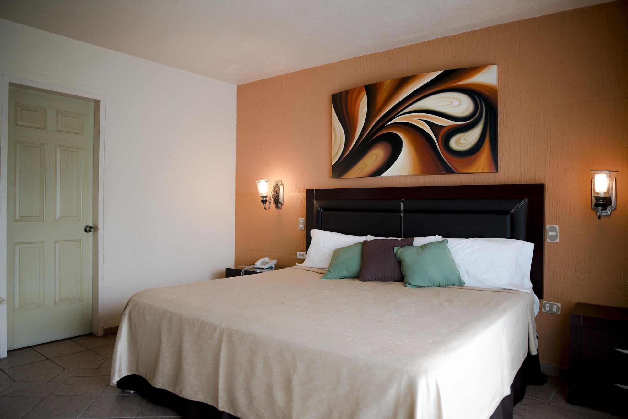 Eh Ejecutivo Urban Hotell Tepic Eksteriør bilde