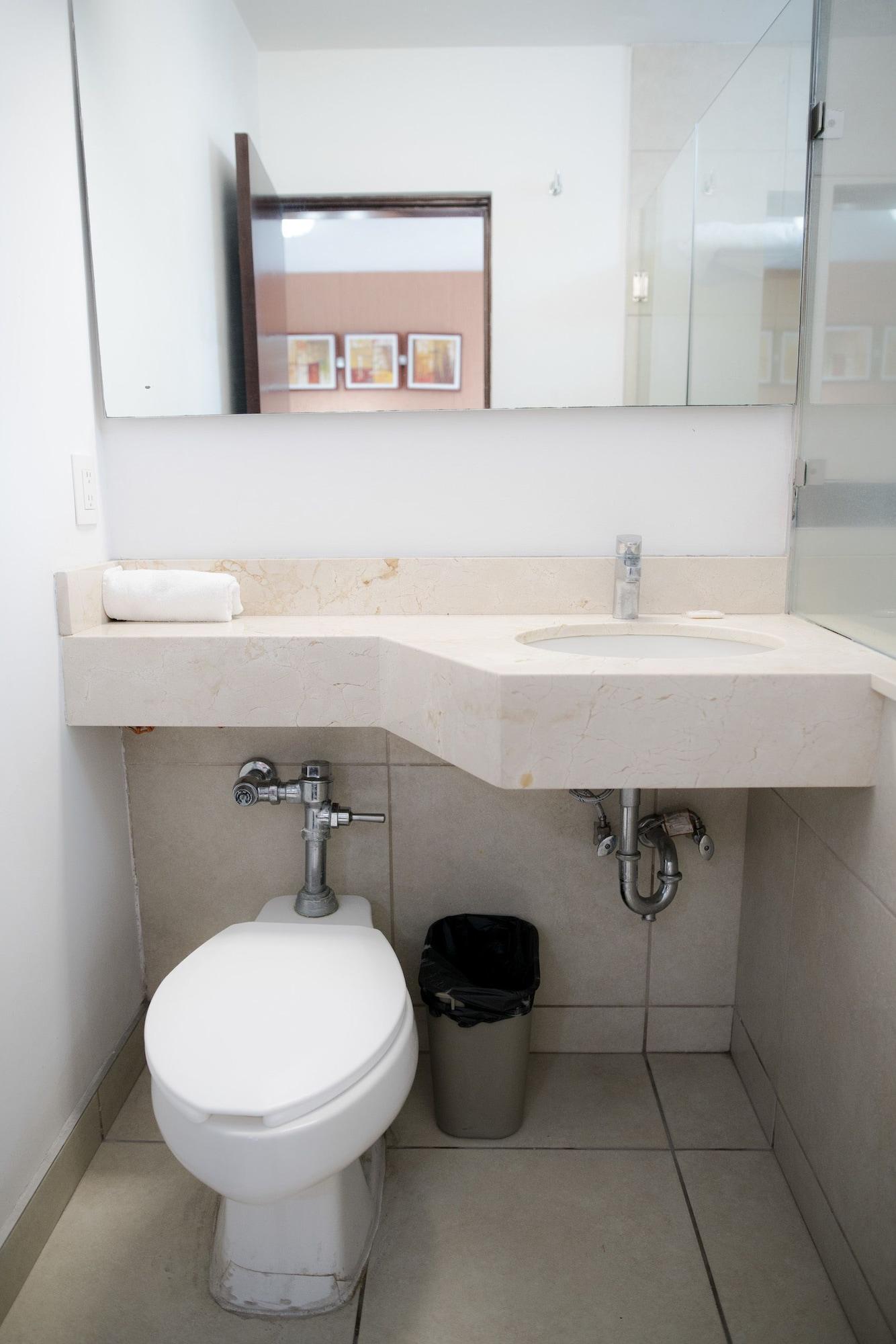 Eh Ejecutivo Urban Hotell Tepic Eksteriør bilde