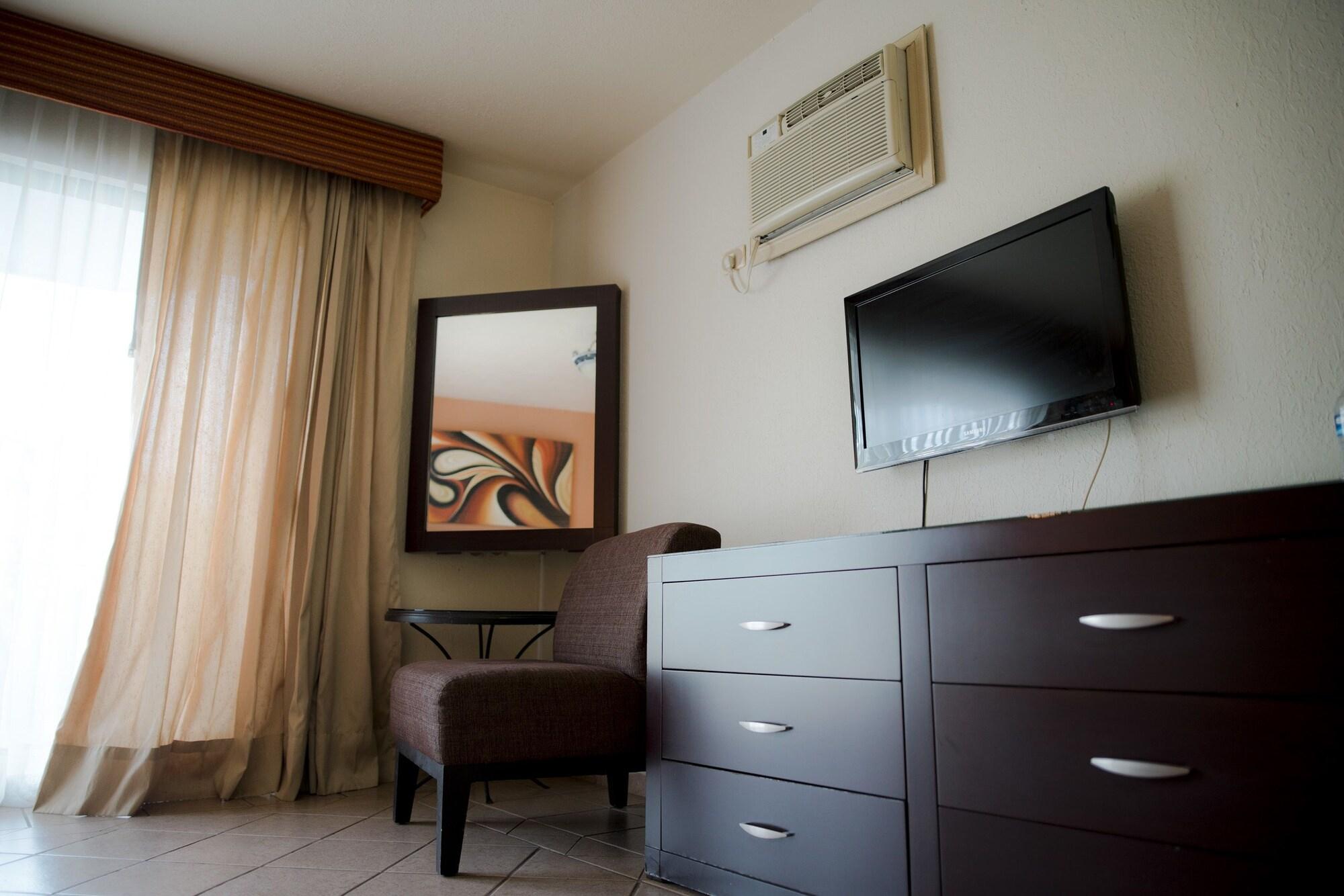 Eh Ejecutivo Urban Hotell Tepic Eksteriør bilde