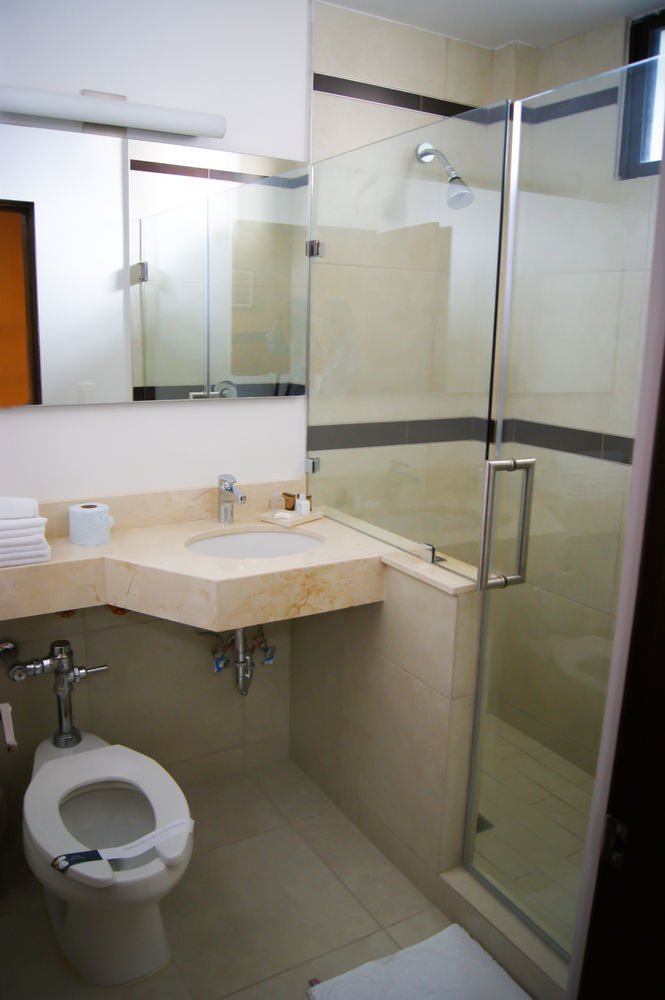 Eh Ejecutivo Urban Hotell Tepic Eksteriør bilde