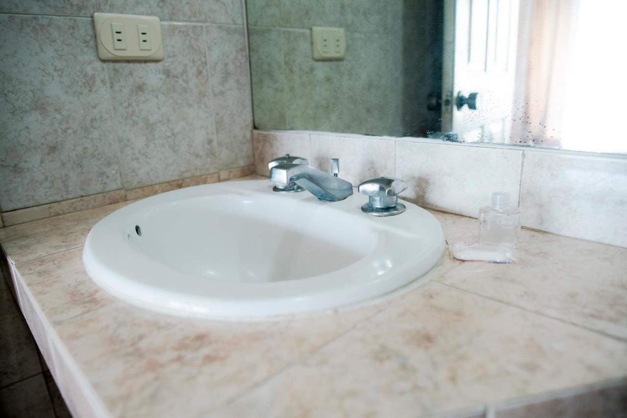 Eh Ejecutivo Urban Hotell Tepic Eksteriør bilde